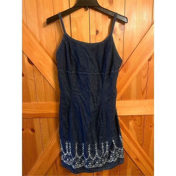 Forenza jean dress size 14 ￼(1578) - Picture 1 of 5
